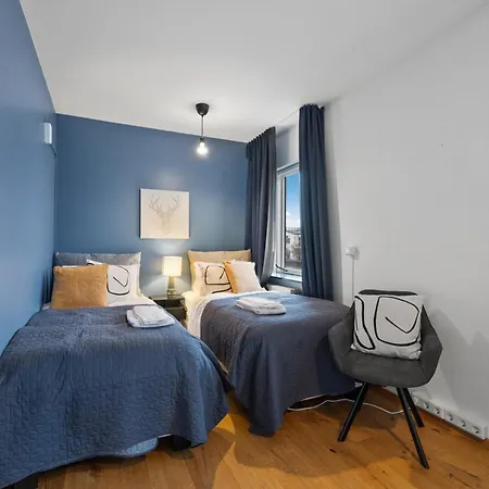 Apartment Penthouse On The Shopping Street-free Parking