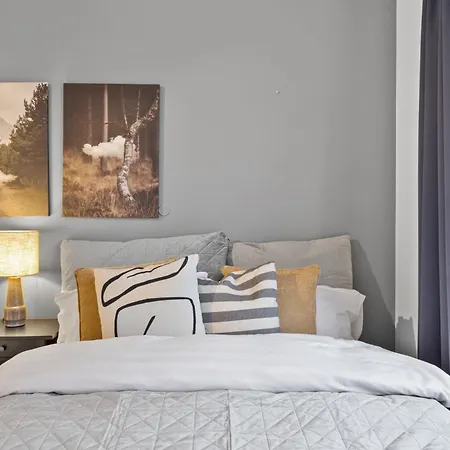 Apartment Penthouse On The Shopping Street-free Parking *